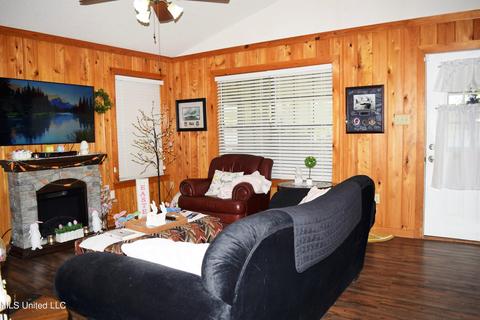 112 Plum Bluff Dr, Lucedale, MS 39452 photo 11