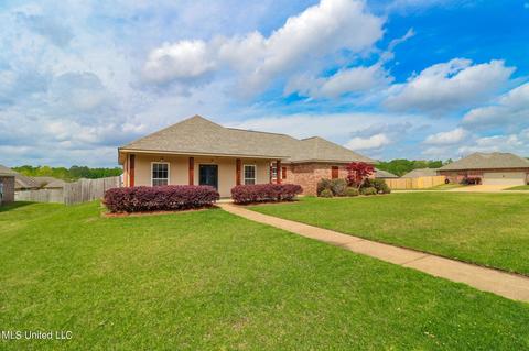 524 Roxbury Pl, Florence, MS 39073 photo 2