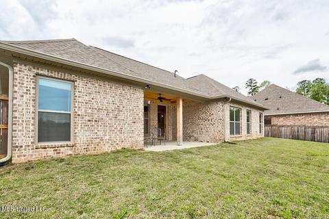219 Cornerstone Dr, Brandon, MS 39042 photo 3
