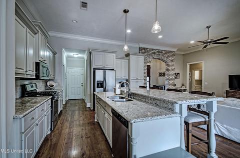 217 Falls Xing, Madison, MS 39110 photo 12