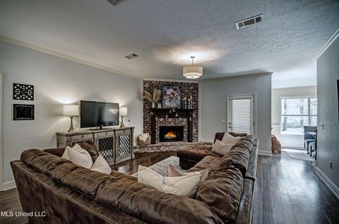 116 Sandstone Dr, Brandon, MS 39047 photo 9