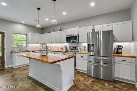 141 Cedar St, Florence, MS 39073 photo 10