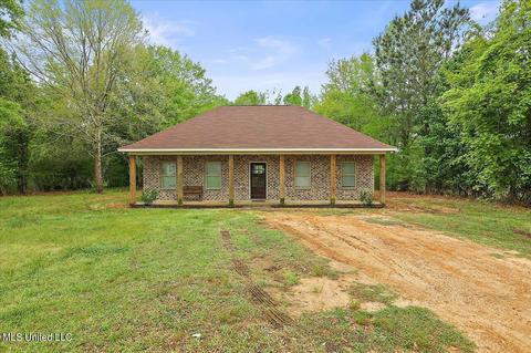 141 Cedar St, Florence, MS 39073 photo 3