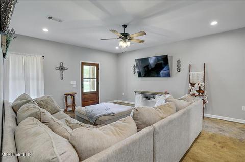 141 Cedar St, Florence, MS 39073 photo 8