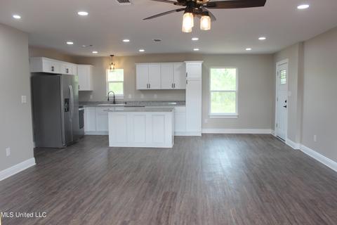 24976 Eastwood Ln, Lucedale, MS 39452 photo 9