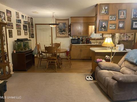 91 Jim Easterling Rd, Richton, MS 39476 photo 2