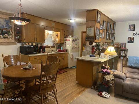 91 Jim Easterling Rd, Richton, MS 39476 photo 4
