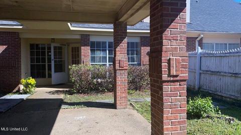 963 Chastain Dr, Jackson, MS 39206 photo 2