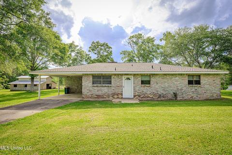 19087 Peterson Rd, Saucier, MS 39574 photo 1