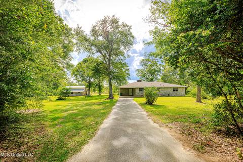 19087 Peterson Rd, Saucier, MS 39574 photo 2