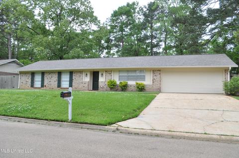 31 Pebble Hill Dr, Brandon, MS 39042 photo 2