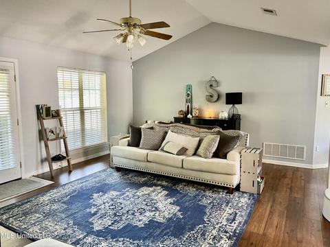 7556 Bear Cove Cv, Walls, MS 38680 photo 5