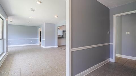 1102 Hickory Dr, Long Beach, MS 39560 photo 9