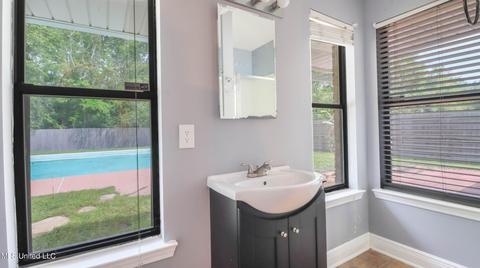1102 Hickory Dr, Long Beach, MS 39560 photo 26