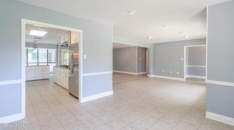 1102 Hickory Dr, Long Beach, MS 39560 photo 10