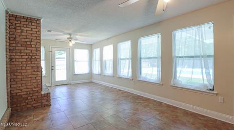1102 Hickory Dr, Long Beach, MS 39560 photo 28