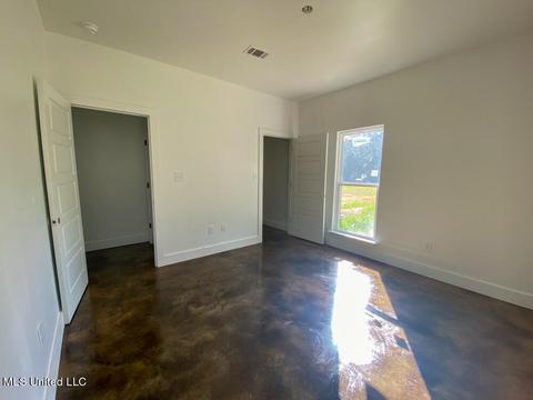 21477 Williamsburg Ln, Moss Point, MS 39562 photo 18