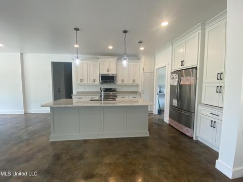 21477 Williamsburg Ln, Moss Point, MS 39562 photo 3