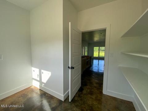 21477 Williamsburg Ln, Moss Point, MS 39562 photo 9