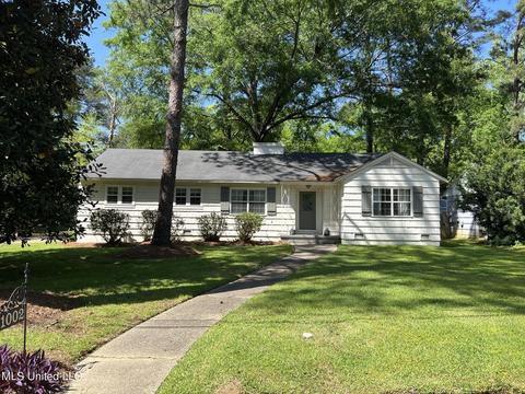 1002 Cedar Hill Dr, Jackson, MS 39206 photo 1