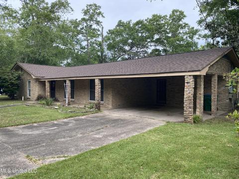 5107 Ridgewood Dr, Moss Point, MS 39563 photo 3