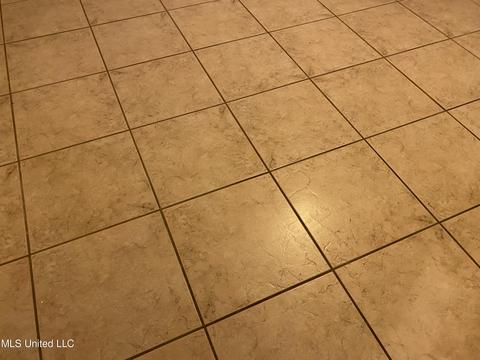 5107 Ridgewood Dr, Moss Point, MS 39563 photo 11