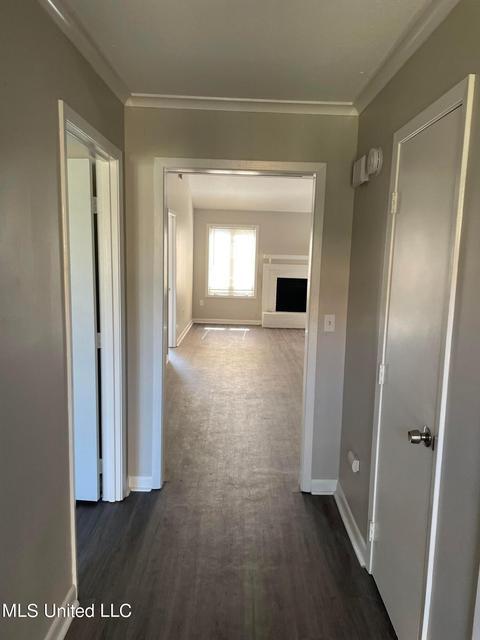28 Park Crest Pl, Jackson, MS 39211 photo 4