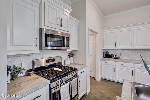 601 Statesman Dr, Byram, MS 39272 photo 14