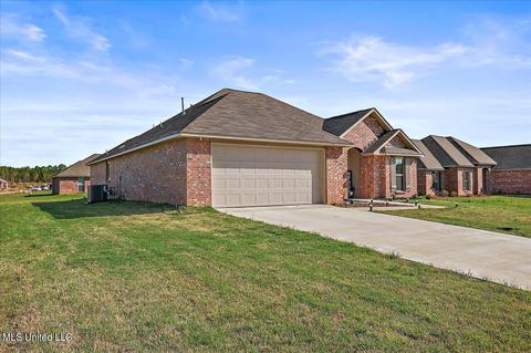 601 Statesman Dr, Byram, MS 39272 photo 2