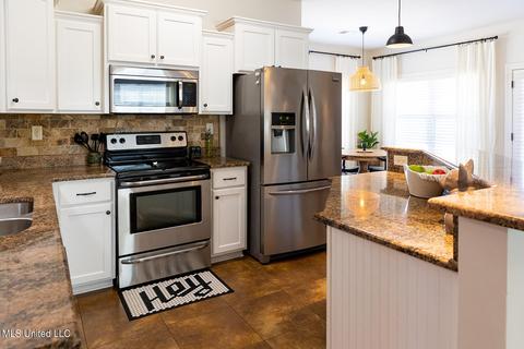 4702 W Dublin, Olive Branch, MS 38654 photo 12