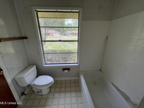 1325 Adkins Blvd, Jackson, MS 39211 photo 4