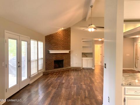 709 Baytree Dr, Flowood, MS 39232 photo 2