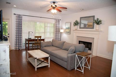 532 Meadows Pl, Madison, MS 39110 photo 5