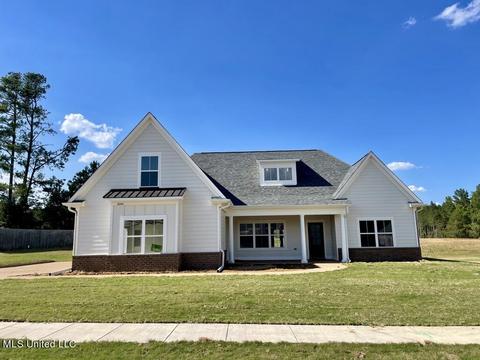2444 St Ives Ln, Hernando, MS 38632 photo 1