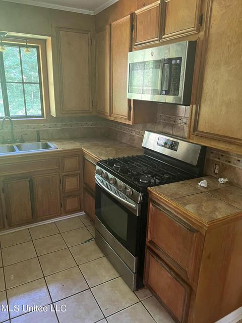 1558 Johnston Rd, Benton, MS 39039 photo 4