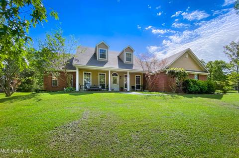 1345 Olivia Ln, Terry, MS 39170 photo 1