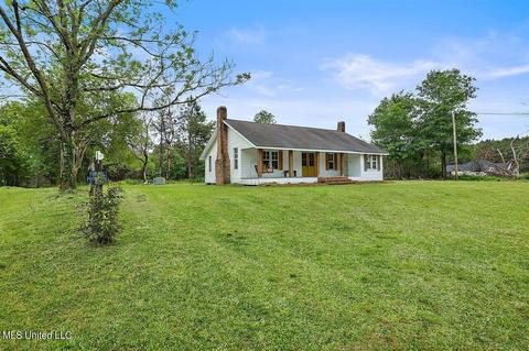 1557 Mount Zion Rd, Magee, MS 39111 photo 2