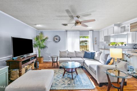 1860 Highland Ter, Jackson, MS 39211 photo 13