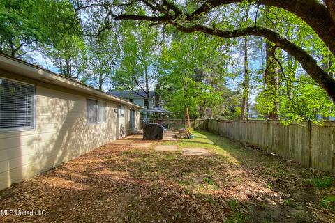 1860 Highland Ter, Jackson, MS 39211 photo 28