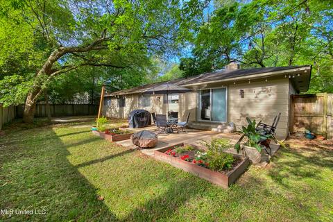 1860 Highland Ter, Jackson, MS 39211 photo 26