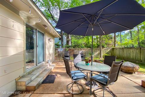 1860 Highland Ter, Jackson, MS 39211 photo 24