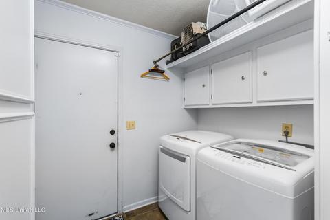 1860 Highland Ter, Jackson, MS 39211 photo 19