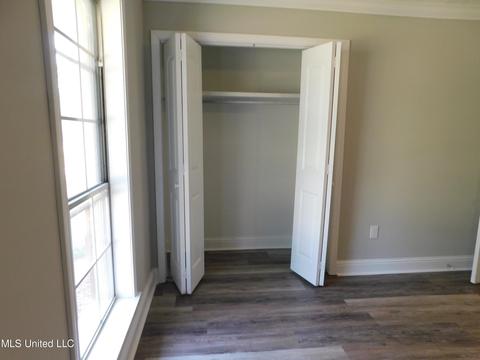5849 Cypress Trl, Jackson, MS 39211 photo 13