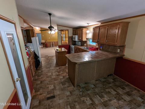 2620 Hwy 16, Carthage, MS 39051 photo 6