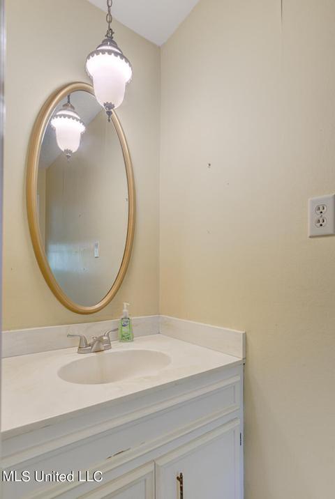 5305 River Thames Rd, Jackson, MS 39211 photo 36