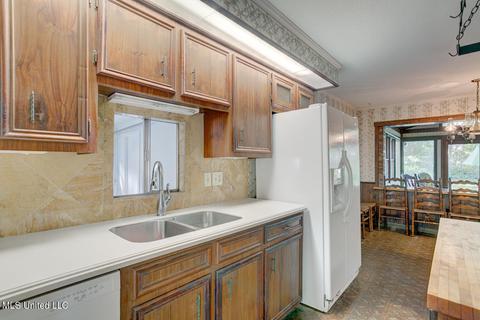 5305 River Thames Rd, Jackson, MS 39211 photo 12