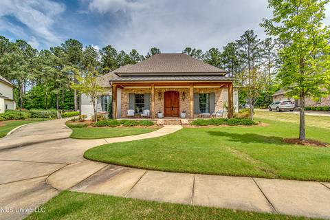 90 Cedar Woods Dr, Madison, MS 39110 photo 2
