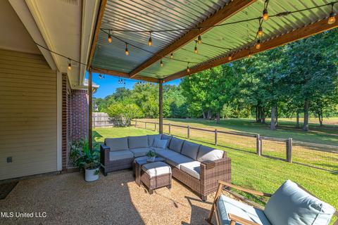 123 Creekside Dr, Canton, MS 39046 photo 9