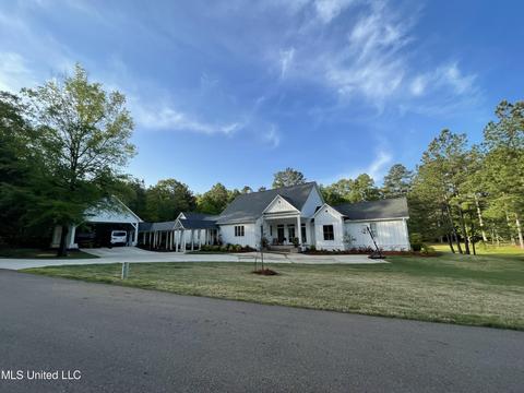 219 Birch Ln, Flowood, MS 39232 photo 1
