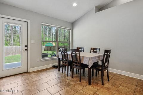 21506 Edgewood Dr, Saucier, MS 39574 photo 9